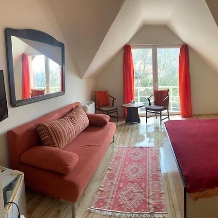 Bed and Breakfast Tündérszikla Panzió Pilisjaszfalu Esterno foto